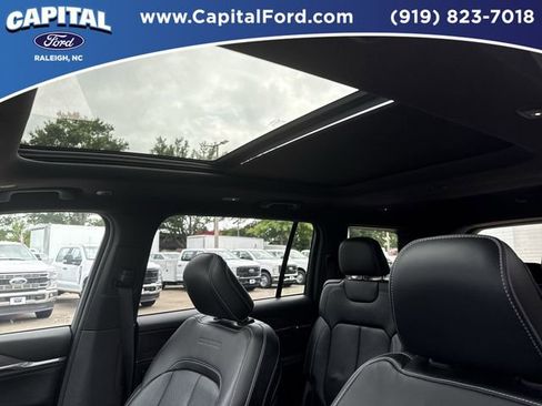 Used 2024 Jeep Grand Cherokee L Overland w/ Trailer Tow Package image 21