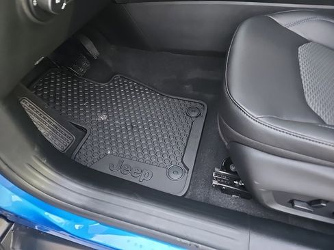 New 2026 Jeep Compass Latitude image 35