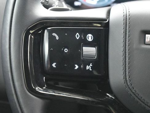 New 2025 Land Rover Range Rover Velar Dynamic SE AWD/4WD image 18