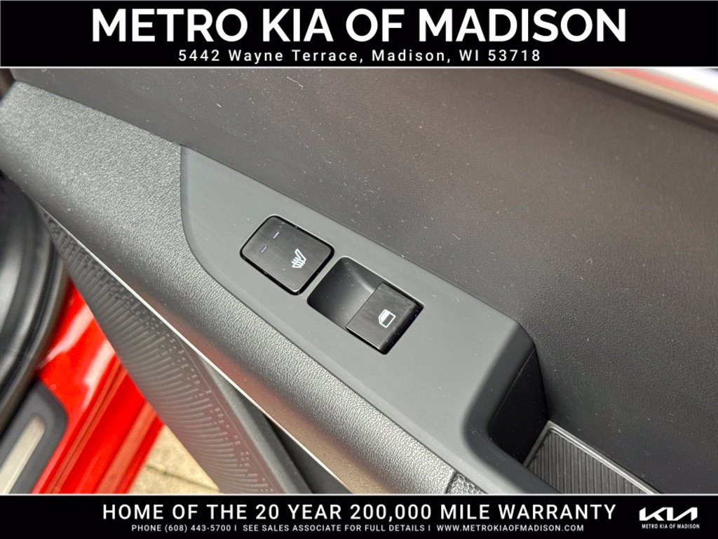 Used 2023 Kia Niro Wave w/ Wave Preserve Package FWD image 40