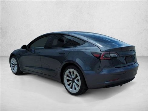Used 2022 Tesla Model 3 Standard Range RWD image 7