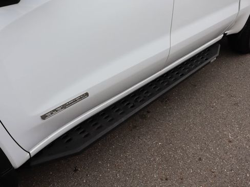 Used 2024 GMC Sierra 1500 Elevation image 28