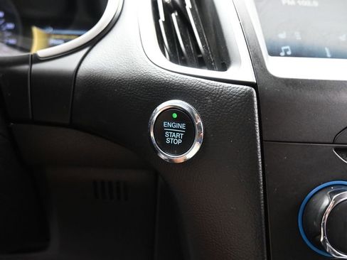 Certified 2017 Ford Edge SEL w/ Equipment Group 201A image 16