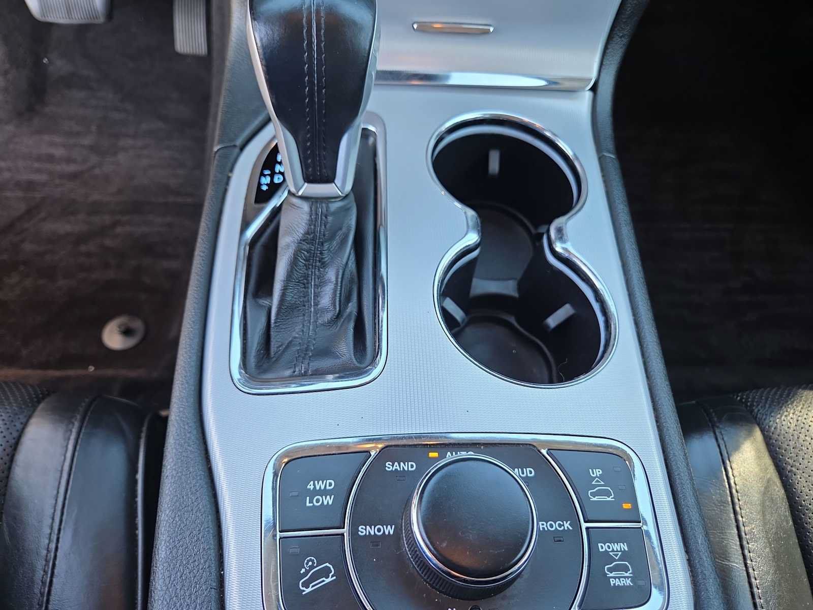 Used 2018 Jeep Grand Cherokee Summit w/ Platinum Series Group AWD/4WD image 25