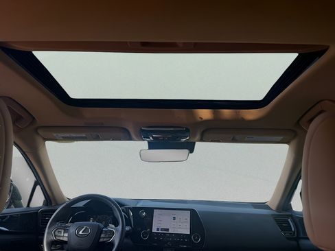 Used 2024 Lexus NX 250 FWD image 19