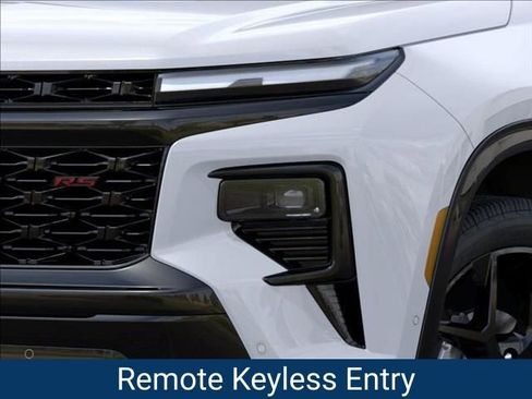 New 2026 Chevrolet Traverse RS image 11