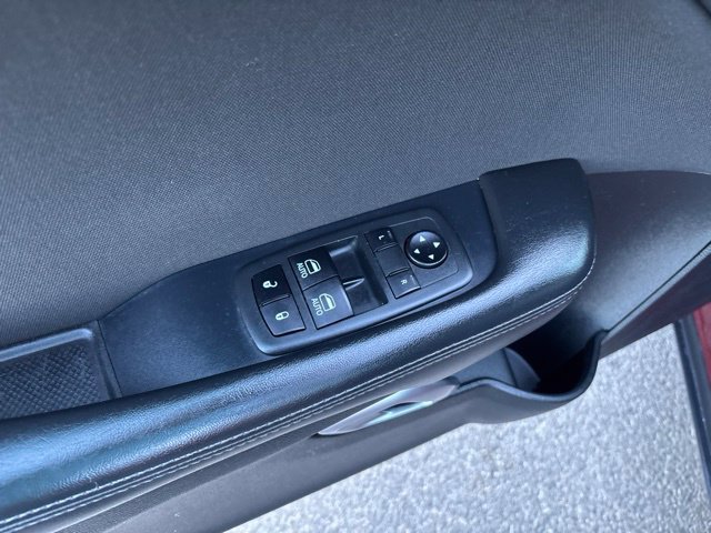 Used 2020 Dodge Challenger SXT RWD image 13