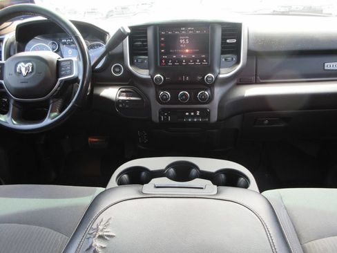 Used 2019 RAM 2500 Big Horn AWD/4WD image 18