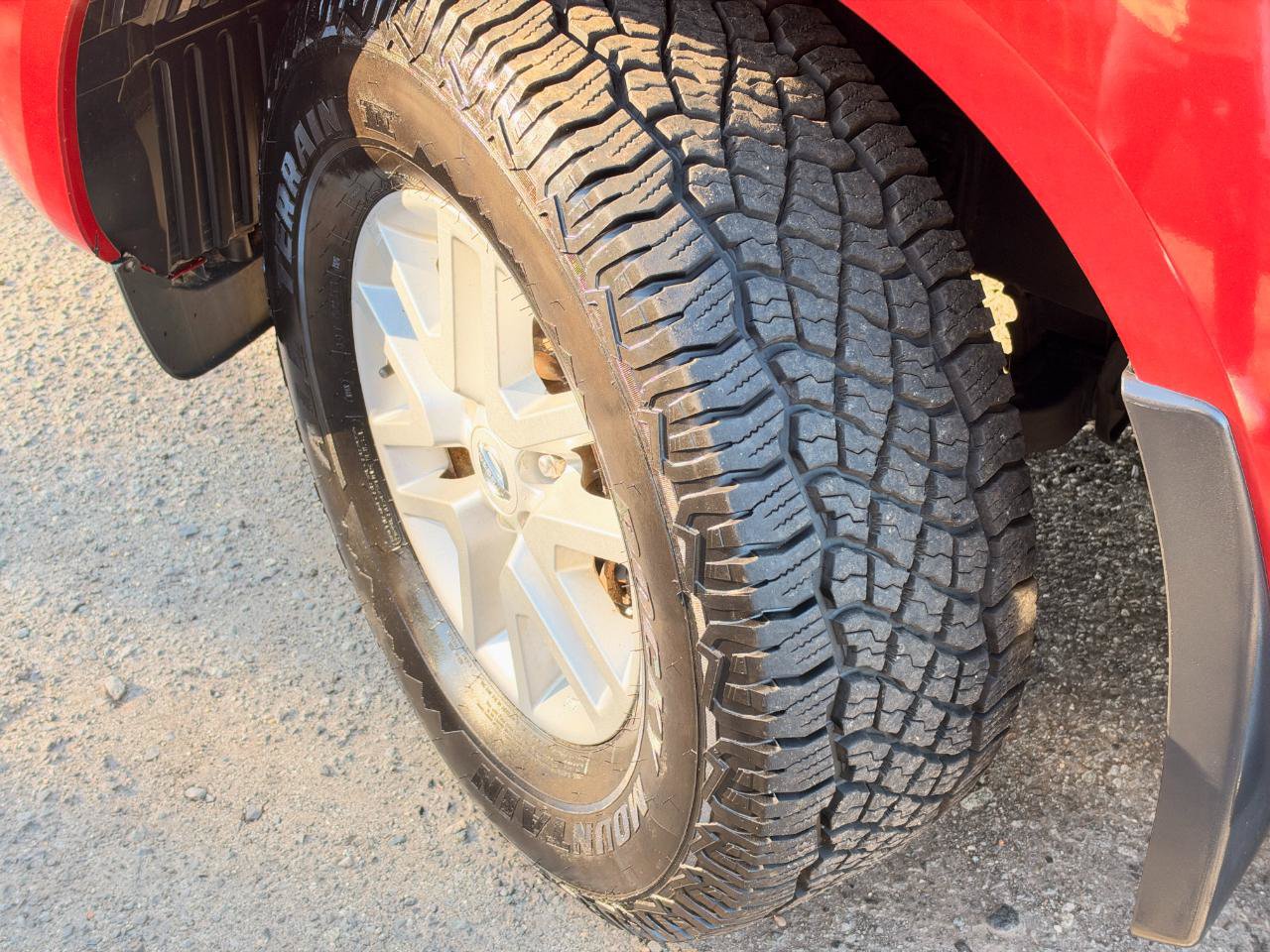 Used 2019 Nissan Frontier SV AWD/4WD image 70