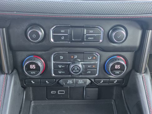 Used 2024 Chevrolet Tahoe RST w/ Luxury Package image 15