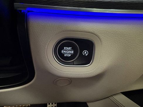 New 2026 Mercedes-Benz GLS 450 4MATIC image 19