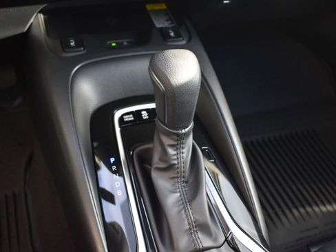 Certified 2025 Toyota Corolla XLE image 13