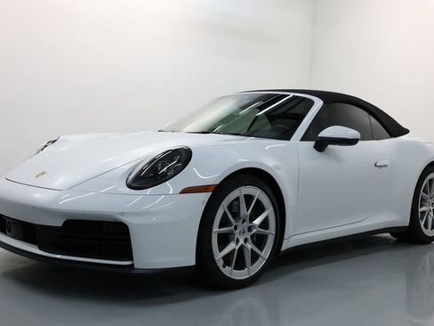 Used 2025 Porsche 911 Carrera RWD image 1