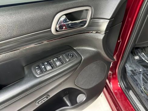 Used 2019 Jeep Grand Cherokee Limited X AWD/4WD image 11