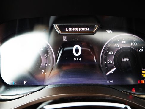 New 2025 RAM 1500 Limited image 34