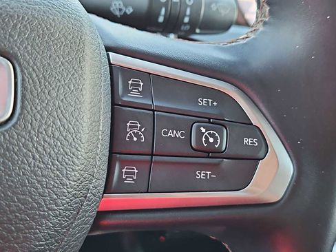 Used 2022 Jeep Compass Limited image 25