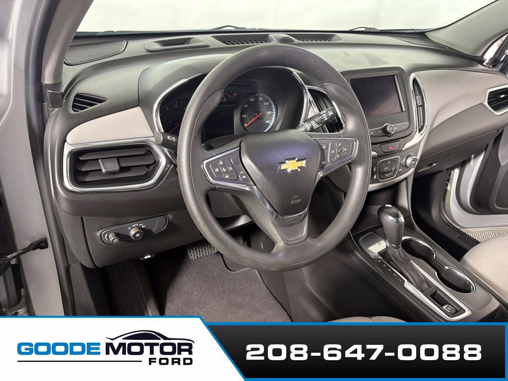 Used 2020 Chevrolet Equinox LS w/ LS Convenience Package FWD image 8