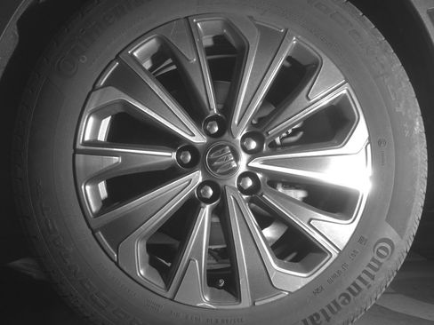 Used 2024 Buick Envision Preferred AWD/4WD image 12