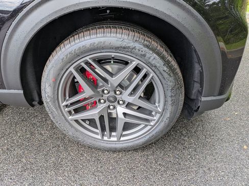 New 2026 Ford Explorer ST-Line image 11