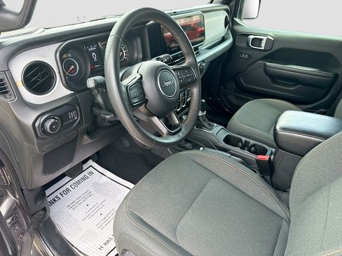 Used 2024 Jeep Wrangler Unlimited Sport AWD/4WD image 24