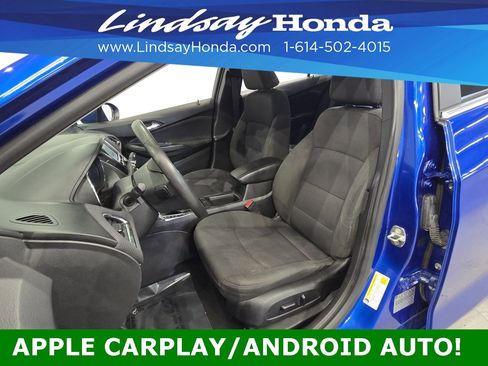 Used 2017 Chevrolet Cruze LT w/ Convenience Package image 11