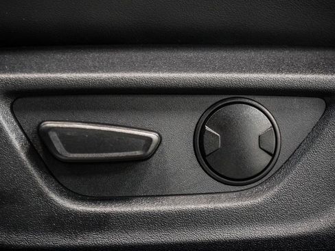 Used 2025 Ford Mustang Premium RWD image 7
