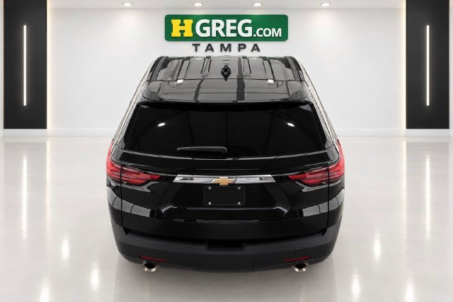 Used 2023 Chevrolet Traverse LS FWD image 8