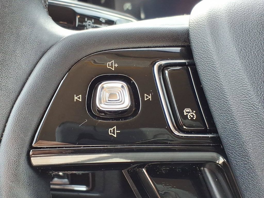 Used 2023 Lincoln Corsair FWD image 18