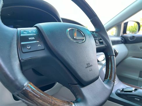 Used 2012 Lexus RX 350 AWD w/ Premium Pkg image 38