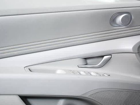 New 2026 Hyundai Elantra SEL Sport Premium image 35