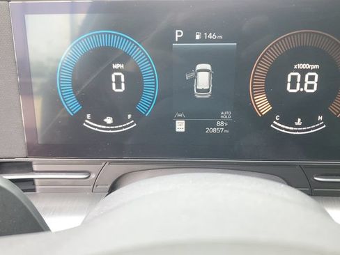 Used 2024 Hyundai Kona SEL FWD image 24