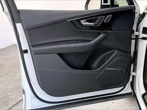 Used 2018 Audi Q7 3.0T Prestige w/ Prestige Package image 22