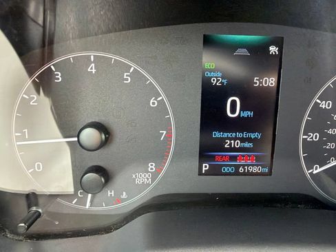 Used 2024 Toyota Corolla SE FWD image 13