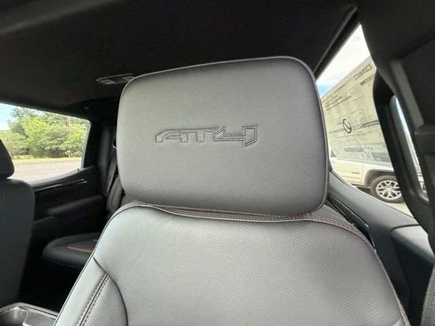 New 2026 GMC Sierra 1500 AT4 w/ AT4 Premium Package AWD/4WD image 8