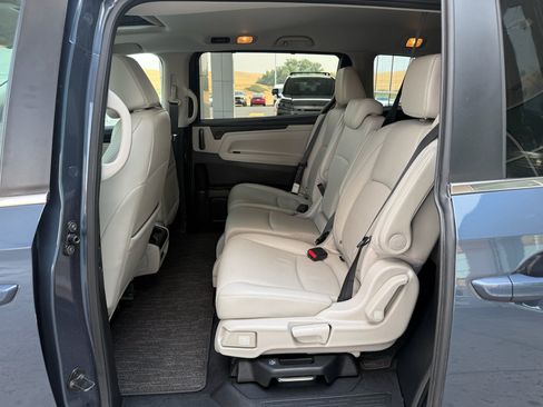 Used 2025 Honda Odyssey EX-L image 16
