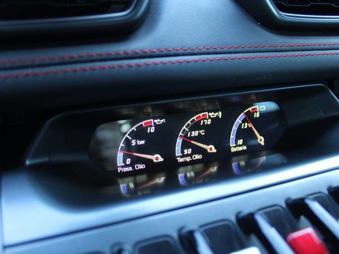 Used 2015 Lamborghini Huracan LP 610-4 image 22