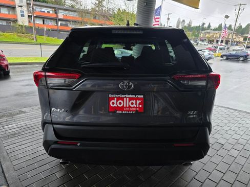 Used 2024 Toyota RAV4 XLE w/ Convenience Package image 6