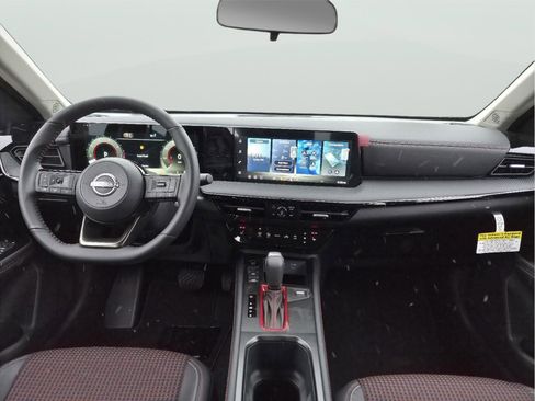 New 2026 Nissan Kicks SR image 19