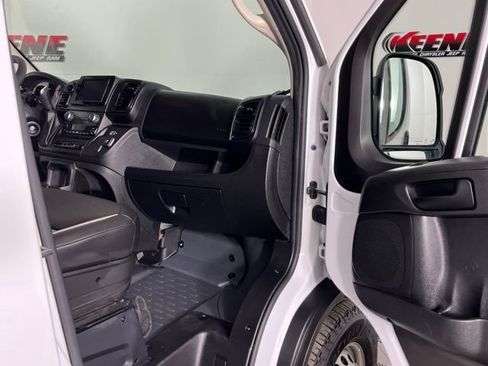 Used 2025 RAM ProMaster 2500 FWD image 24