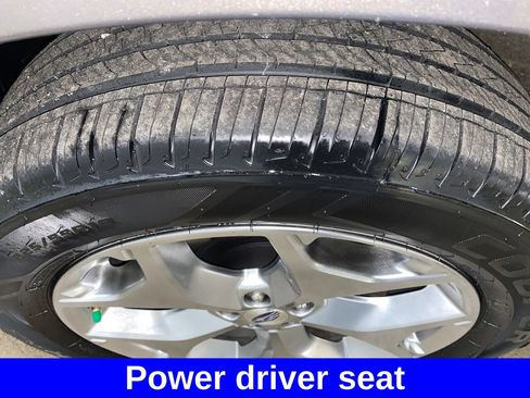 Used 2018 Subaru Forester 2.5i Touring AWD/4WD image 18