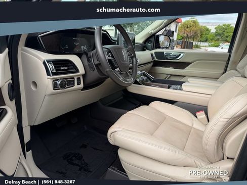 Used 2020 Lincoln Navigator Reserve RWD image 11