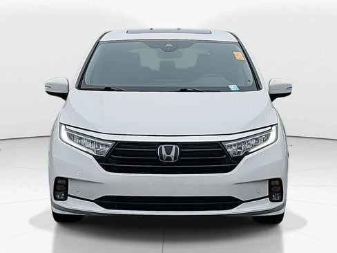 Used 2022 Honda Odyssey Elite image 2