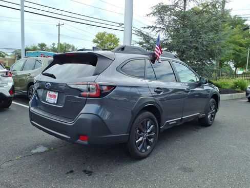 Certified 2025 Subaru Outback Onyx Edition AWD/4WD image 2