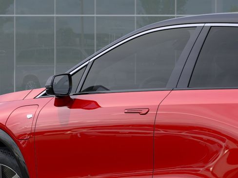 New 2026 Cadillac Optiq Luxury 2 RWD image 12