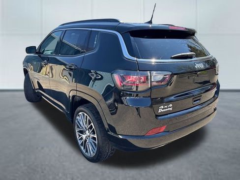 Used 2023 Jeep Compass Limited w/ Elite Group AWD/4WD image 4