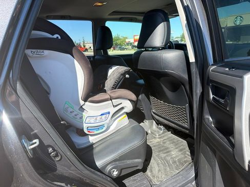 Used 2017 Toyota 4Runner Limited AWD/4WD image 12