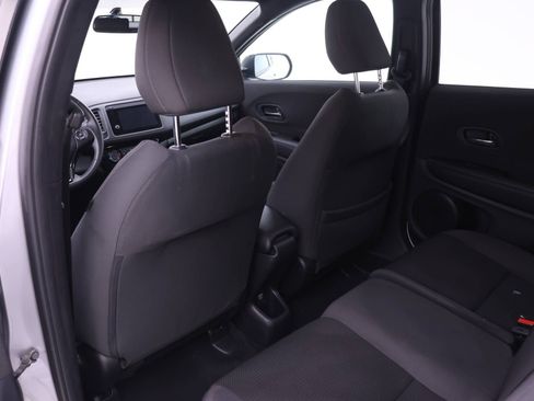 Used 2021 Honda HR-V Sport image 12