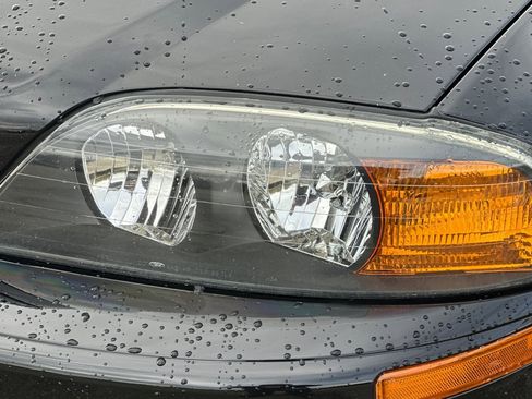 Used 2002 Lincoln LS image 48