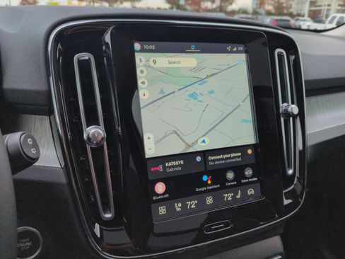 New 2026 Volvo XC40 B5 Plus w/ Protection Package Premier image 20