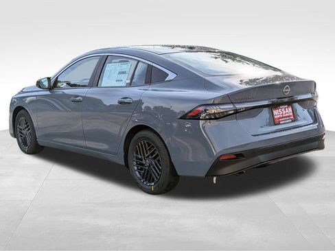 New 2026 Nissan Sentra SV w/ SV Convenience Package FWD image 11